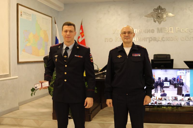 Новый руководитель управления уголовного розыска УМВД России по Калининградской области и его заместитель представлены личному составу