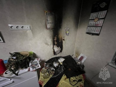 Непотушенная свеча стала причиной пожара в Калининграде