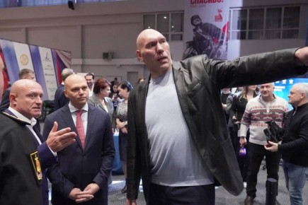 В Калининград приехал Николай Валуев