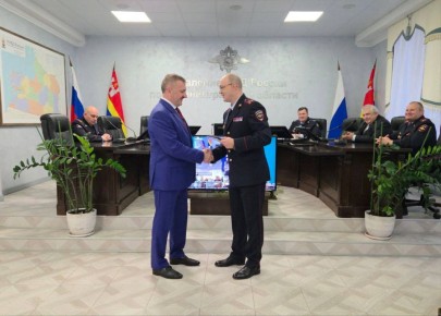 До личного состава УМВД России по Калининградской области доведен Указ Президента Российской Федерации о назначении генерал-майора полиции Александра Сокрутенко на вышестоящую должность 