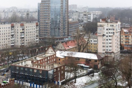 «Не снимая розовых очков»: как Дом пожарных в Калининграде остался без крыши и инвестора