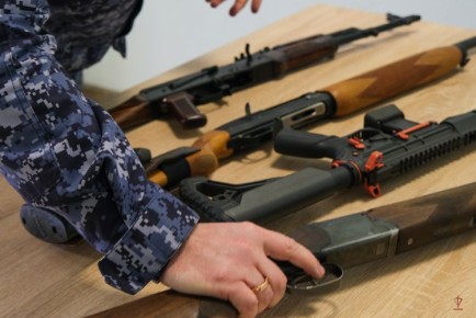 Более 500 нарушений в сфере оборота оружия выявили калининградские росгвардейцы